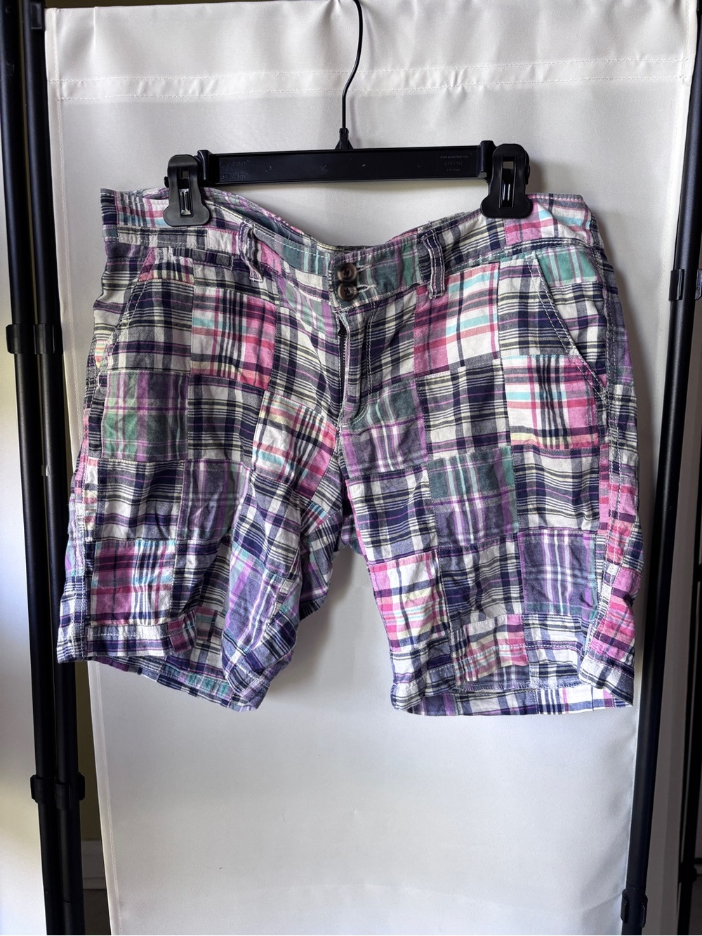 Vintage y2k American Eagle Outfitters Multi-Color Plaid Bermuda Shorts